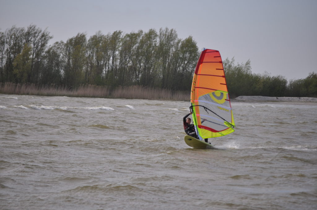 Daan surfen in de meivakanties 2018