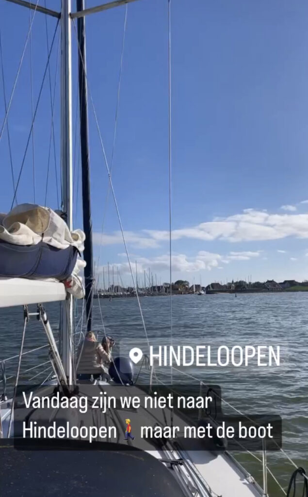 Hindeloopen met de boot